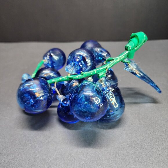 Vintage Handblown Art Glass Grapes Berries Cluster Cobalt Blue with Leaf - Picture 2 of 7